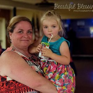 Meet your Posher, Lora